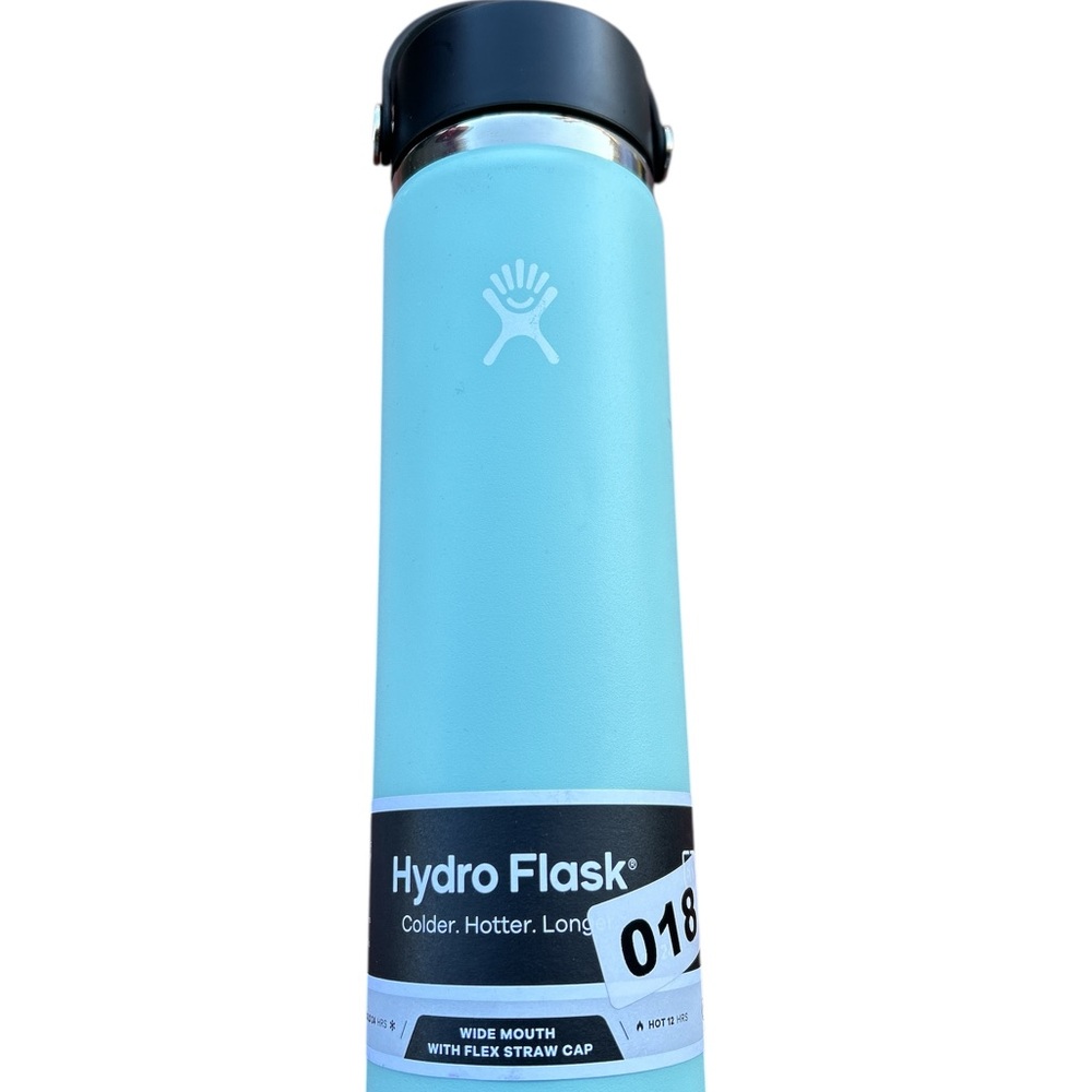 Hydro Flask Aqua Blue Wide Mouth Bottle with Flex Straw Cap 24 oz
